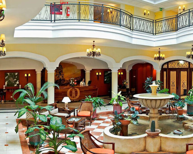 特立尼达酒店