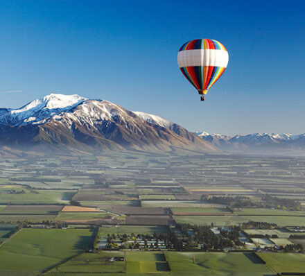 抵达奥克兰 ARRIVAL IN AUCKLAND / 罗托鲁瓦 ROTORUA 抵达奥克兰 ARRIVAL IN AUCKLAND / 罗托鲁瓦 ROTORUA