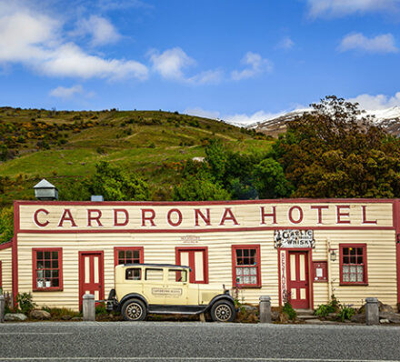 纳皮尔 NAPIER / 皇后镇 QUEENSTOWN / 瓦纳卡 WANAKA 纳皮尔 NAPIER / 皇后镇 QUEENSTOWN / 瓦纳卡 WANAKA