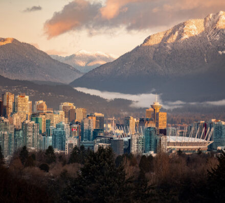 离开温哥华 DEPARTURE FROM VANCOUVER 离开温哥华 DEPARTURE FROM VANCOUVER