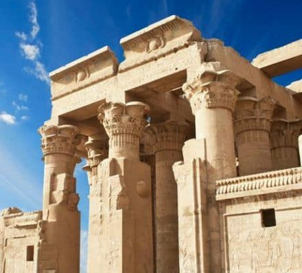2月28 日(六)康翁波 KOM OMBO – 伊斯纳 EDFU – 埃德富 ESNA – 卢克索 LUXOR  2月28 日(六)康翁波 KOM OMBO – 伊斯纳 EDFU – 埃德富 ESNA – 卢克索 LUXOR